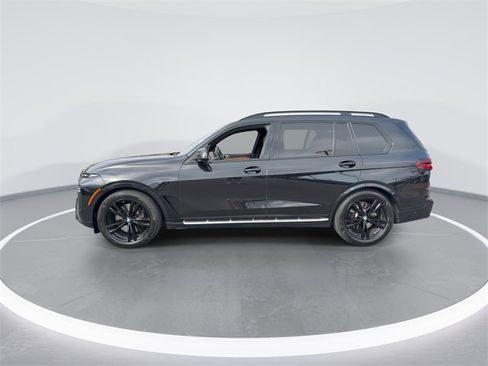 Used 2023 BMW X7 xDrive40i w/ Executive Package image 5