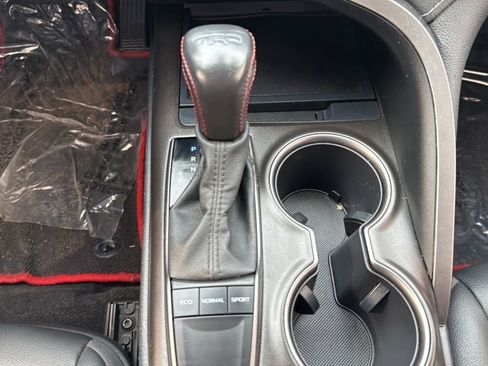 Used 2022 Toyota Camry SE w/ TRD Appearance Package (TMS) FWD image 13