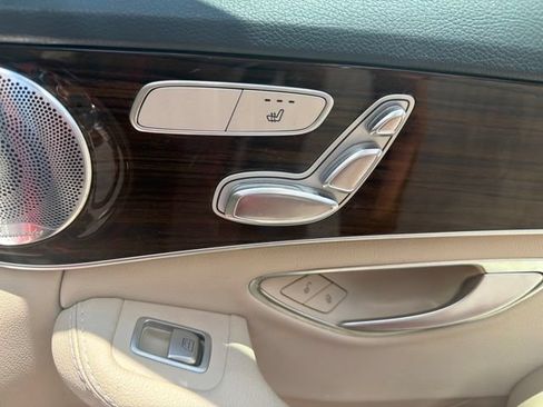 Used 2017 Mercedes-Benz C 300 4MATIC Sedan image 32