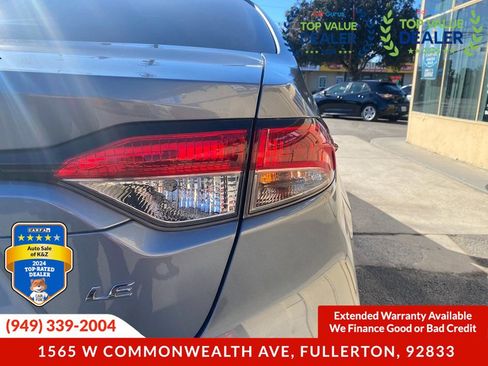 Used 2020 Toyota Corolla LE w/ Carpet Mat Package (TMS) image 12