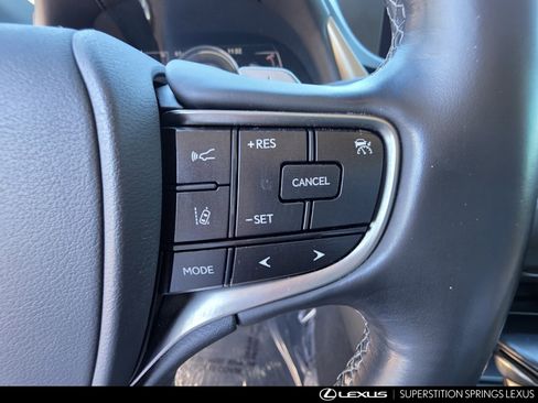 Certified 2019 Lexus ES 300h w/ Accessory Package image 26