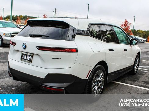 Used 2023 BMW iX xDrive50 image 5