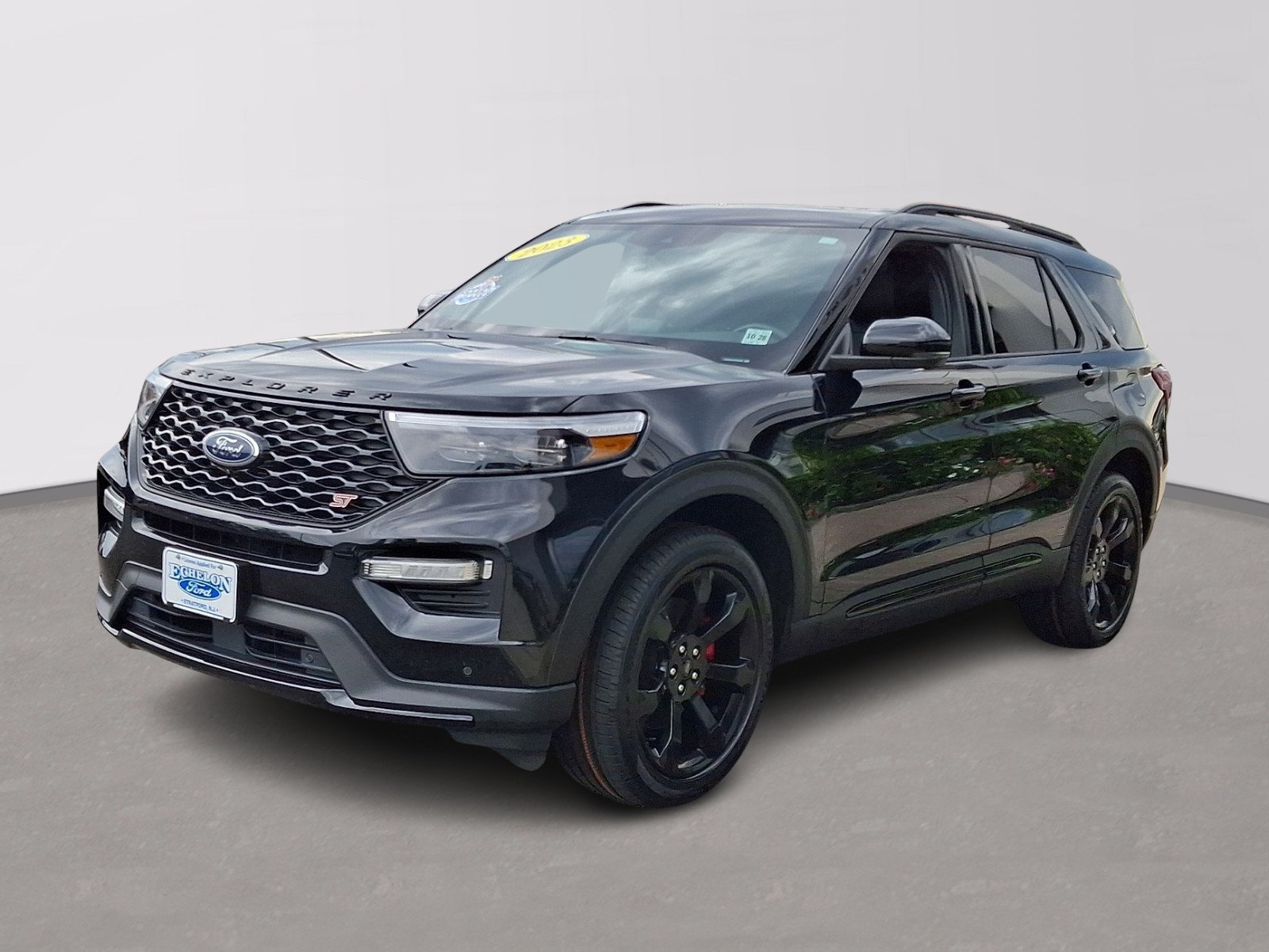 Certified 2023 Ford Explorer ST w/ Equipment Group 401A AWD/4WD image 3