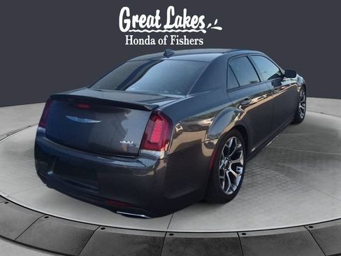 Used 2018 Chrysler 300 S w/ S Model Appearance Package RWD image 5