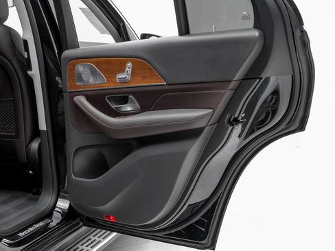 Used 2020 Mercedes-Benz GLE 450 4MATIC image 50