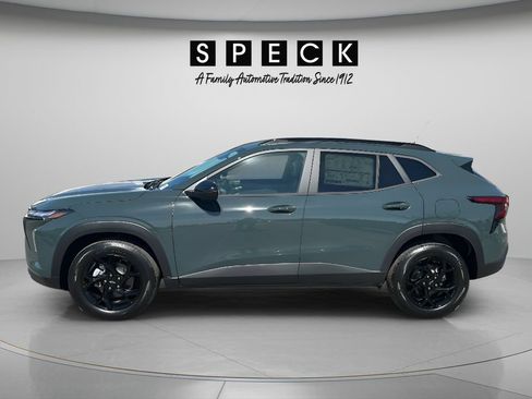 New 2026 Chevrolet Trax LT w/ Driver Confidence Package FWD image 2