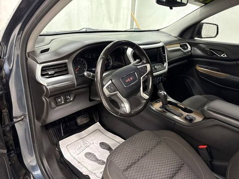 Used 2019 GMC Acadia SLE image 18