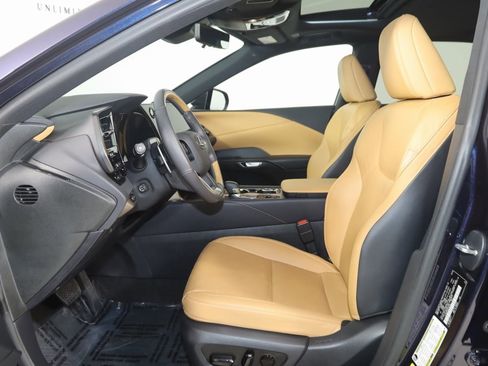 Used 2024 Lexus RX 350 Premium image 12