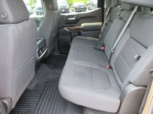 Certified 2021 GMC Sierra 1500 Elevation w/ X31 Off-Road Package AWD/4WD image 18
