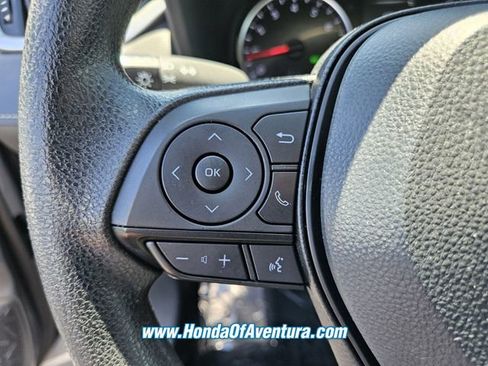 Used 2022 Toyota RAV4 XLE w/ Convenience Package image 23