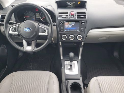 Used 2018 Subaru Forester 2.5i w/ Alloy Wheel Package image 11