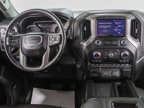 Used 2021 GMC Sierra 2500 Denali w/ Denali Ultimate Package image 18