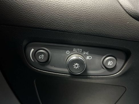 Used 2022 Buick Encore GX Select w/ Experience Buick Package AWD/4WD image 18