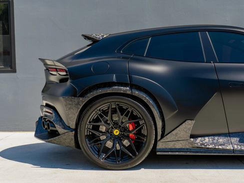 Used 2025 Ferrari Purosangue AWD/4WD image 36