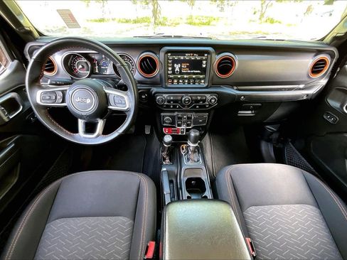 Used 2022 Jeep Gladiator Mojave w/ Trailer Tow Package image 7