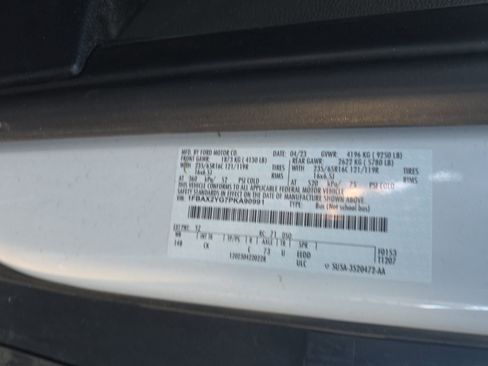 Used 2023 Ford Transit 350 XLT image 18