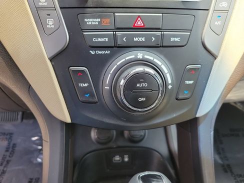 Used 2017 Hyundai Santa Fe Sport AWD/4WD image 26