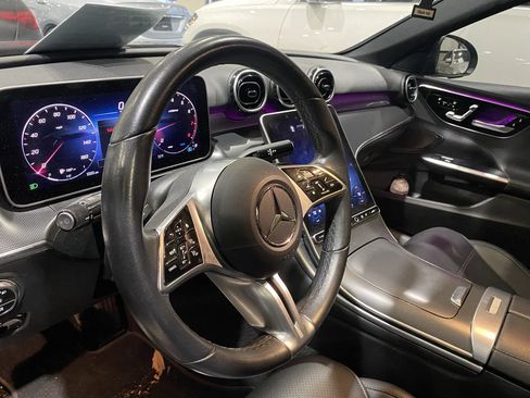 Used 2024 Mercedes-Benz C 300 Sedan image 3