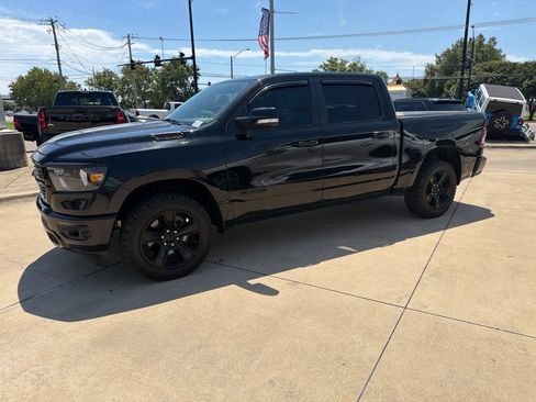 Used 2020 RAM 1500 Big Horn AWD/4WD image 6