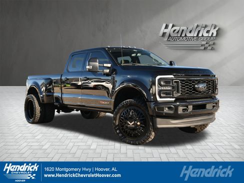 Used 2025 Ford F450 Platinum w/ Platinum Plus Package image 1