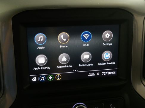 Certified 2022 Chevrolet Silverado 2500 Custom w/ Custom Value Package AWD/4WD image 31