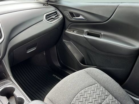 Used 2023 Chevrolet Equinox LT FWD image 13