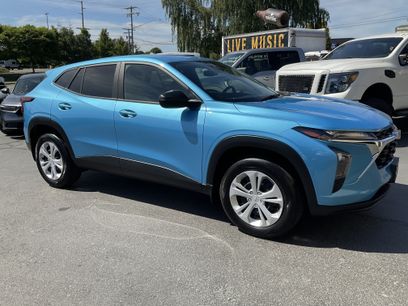 Used 2025 Chevrolet Trax LS