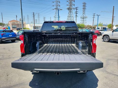 Certified 2024 Chevrolet Silverado 1500 LT Trail Boss w/ LPO, Dark Essentials Package AWD/4WD image 17