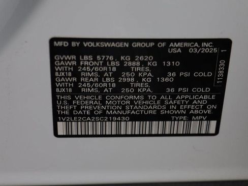 Used 2025 Volkswagen Atlas Cross Sport SE image 22
