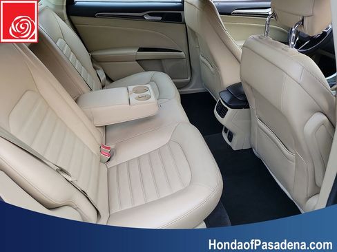 Used 2014 Ford Fusion Energi SE image 23