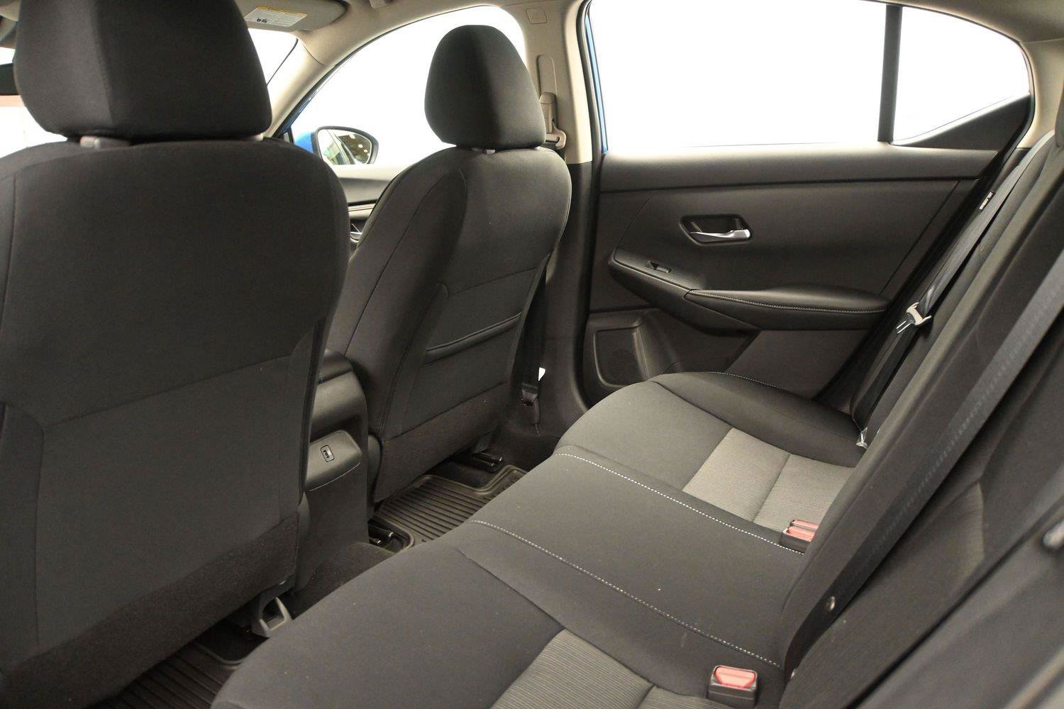 Used 2023 Nissan Sentra SV w/ All-Weather Package FWD image 8