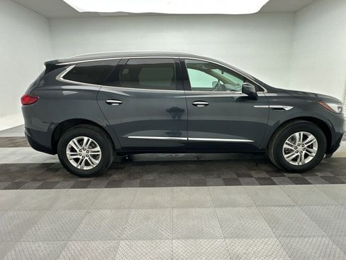 Used 2019 Buick Enclave Essence image 8