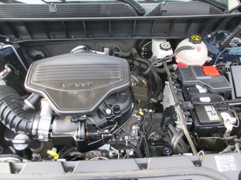 Used 2017 GMC Acadia SLE w/ Driver Alert Package I image 28