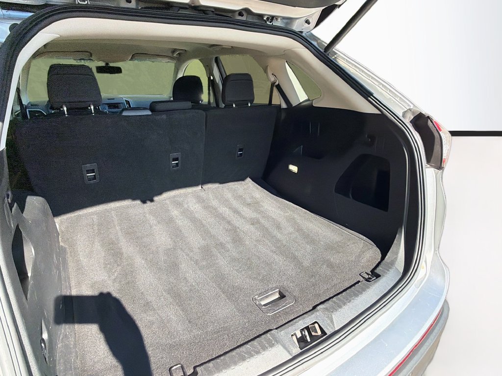 Used 2017 Ford Edge SEL FWD image 27