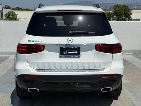 New 2026 Mercedes-Benz GLB 250 image 10
