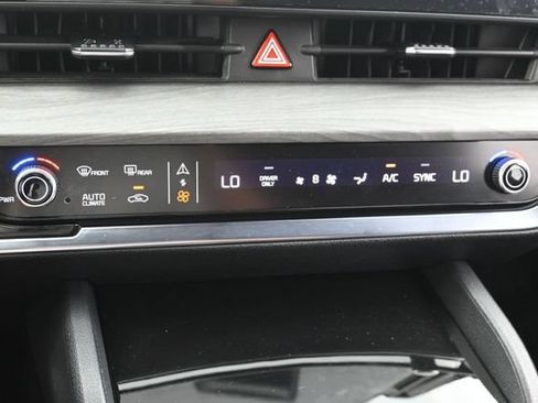 Used 2024 Kia Sportage X-Line AWD/4WD image 23