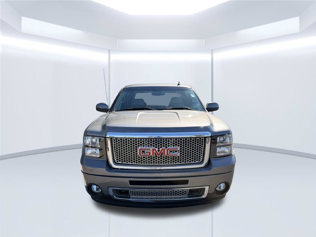 Used 2012 GMC Sierra 1500 Denali AWD/4WD image 2