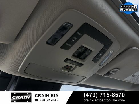 Used 2025 Toyota Sienna LE image 20