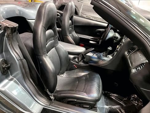 Used 2003 Chevrolet Corvette Convertible w/ Preferred Equipment Group1 RWD image 8