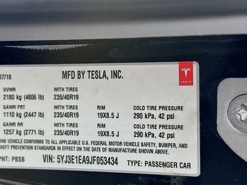Used 2018 Tesla Model 3 Long Range image 12