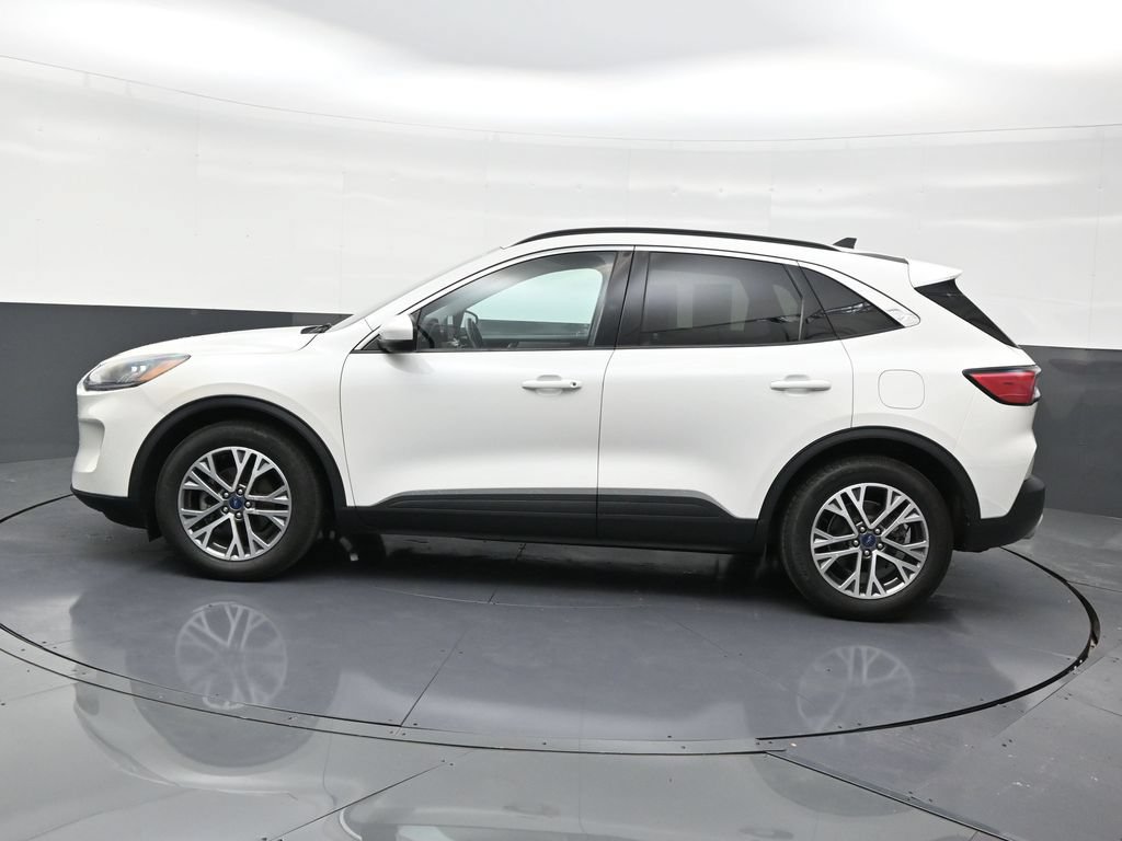 Used 2021 Ford Escape SEL w/ Technology Package FWD image 2