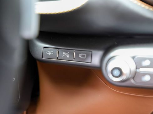 Used 2021 Ferrari 812 GTS RWD image 15