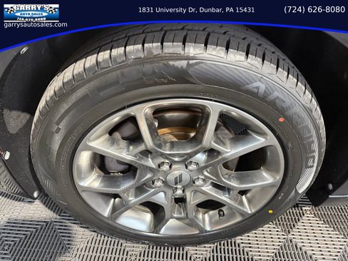 Used 2017 Dodge Charger SXT w/ Rallye Group image 10