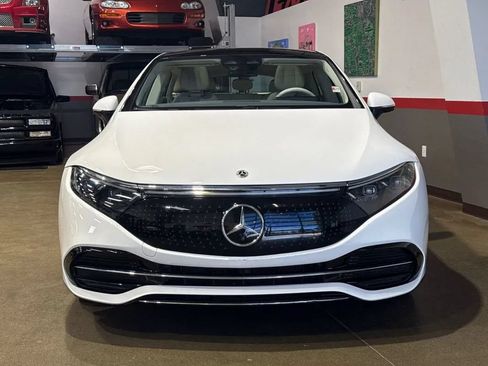 Used 2022 Mercedes-Benz EQS 450+ Sedan image 13