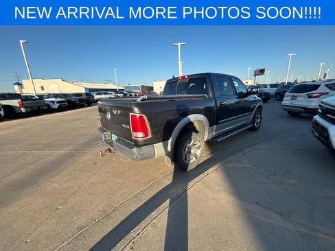 Used 2014 RAM 1500 Laramie w/ Convenience Group AWD/4WD image 8