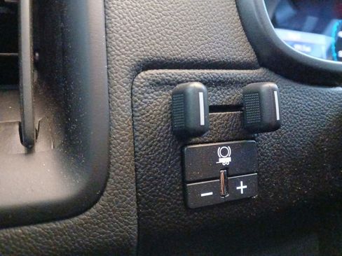 Used 2019 Chevrolet Colorado ZR2 image 5