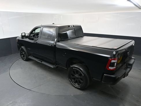 Used 2024 RAM 2500 Big Horn w/ Night Edition AWD/4WD image 31