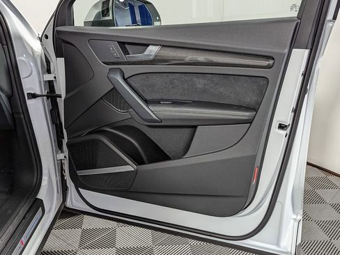 Used 2022 Audi SQ5 Premium Plus w/ Premium Plus Package image 30