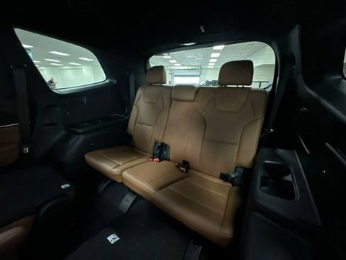 Used 2024 Kia Telluride EX X-Line AWD/4WD image 19