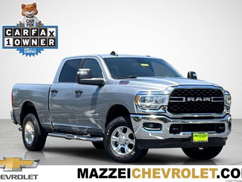 Used 2024 RAM 2500 Big Horn AWD/4WD image 1